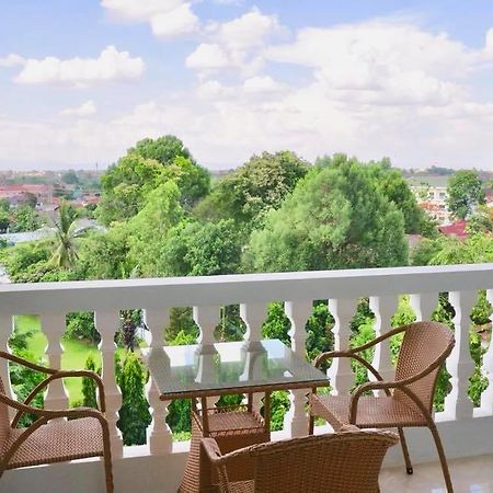 The Park Vientiane Apartment Ban Nongdouang Exterior foto
